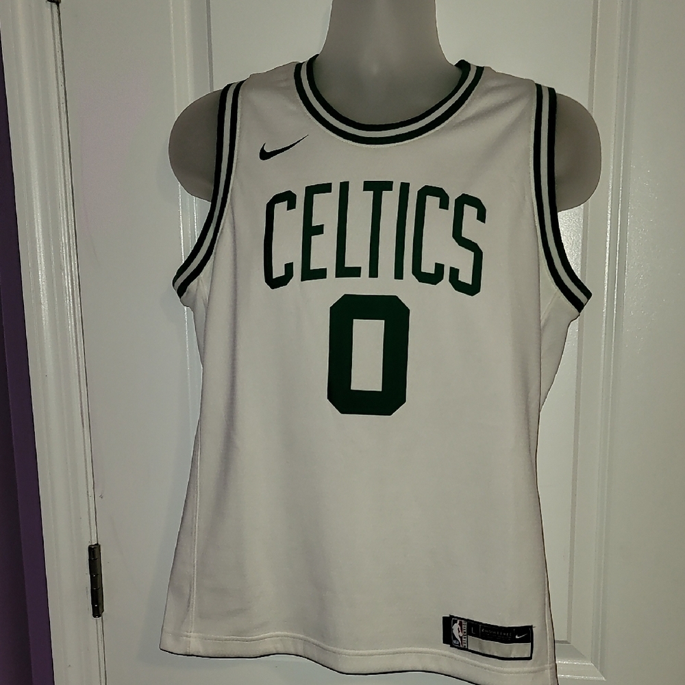 Nike Celtics White and Green Jayson Tatum Basketball Jersey Sz: L Youth 14-16 - Picture 2 of 6